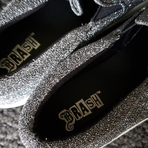 Silver sparkles slip ons - Picture 5 of 5